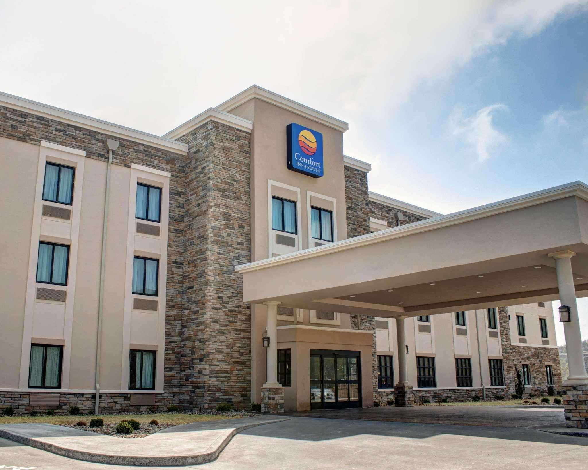 Comfort Inn & Suites Caldwell Bagian luar foto